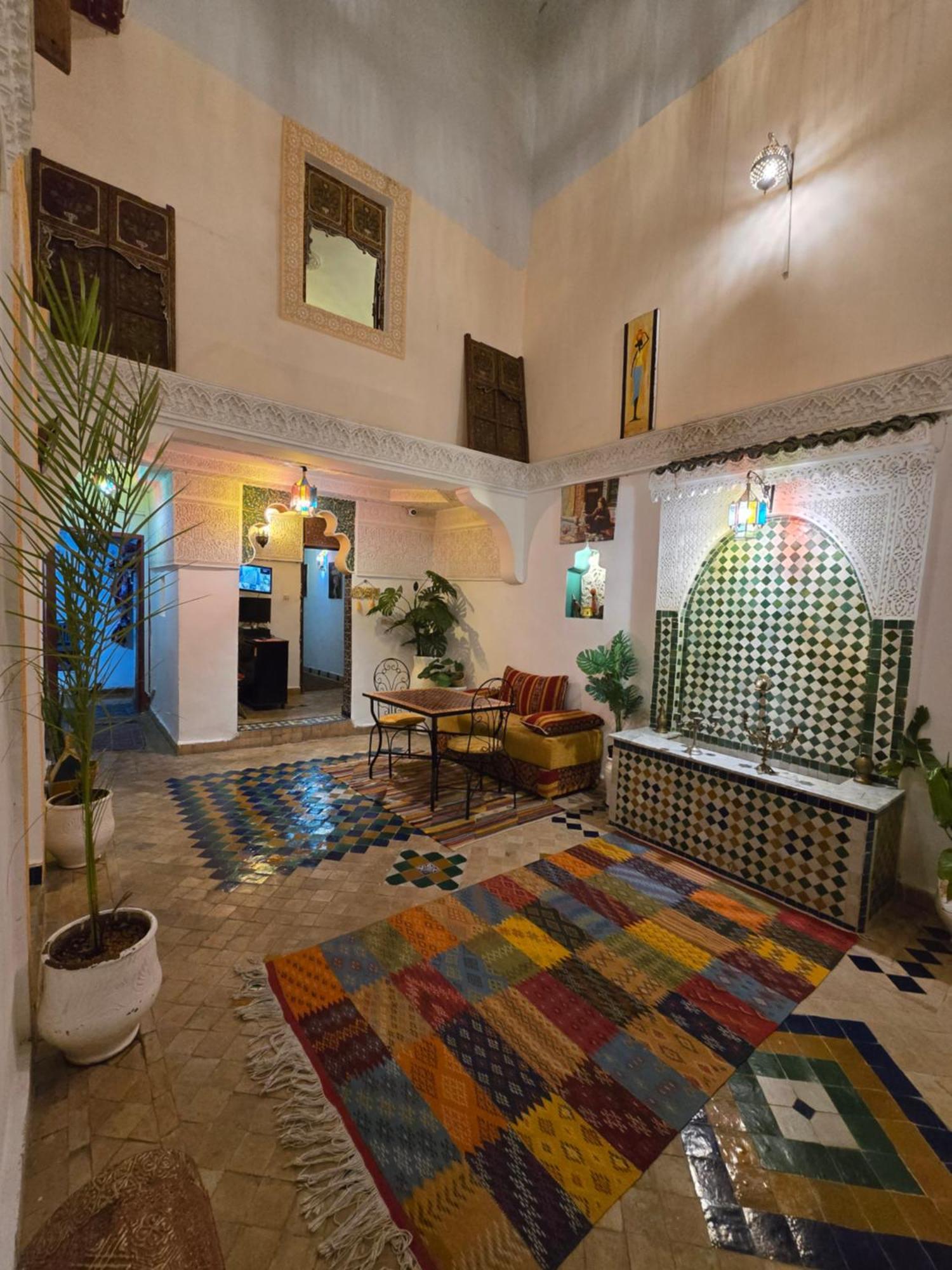 Bed and Breakfast Dar Khmissa Fès Exterior foto