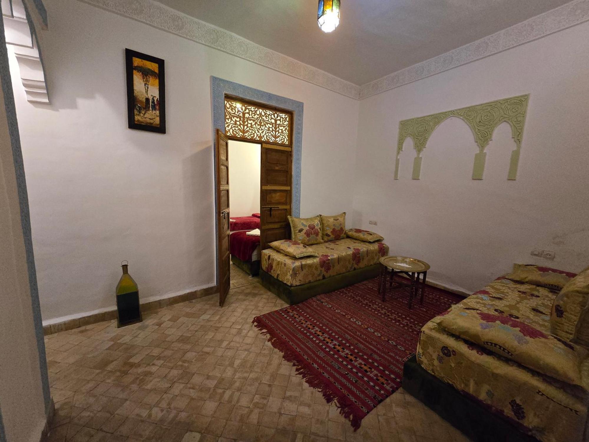 Bed and Breakfast Dar Khmissa Fès Exterior foto