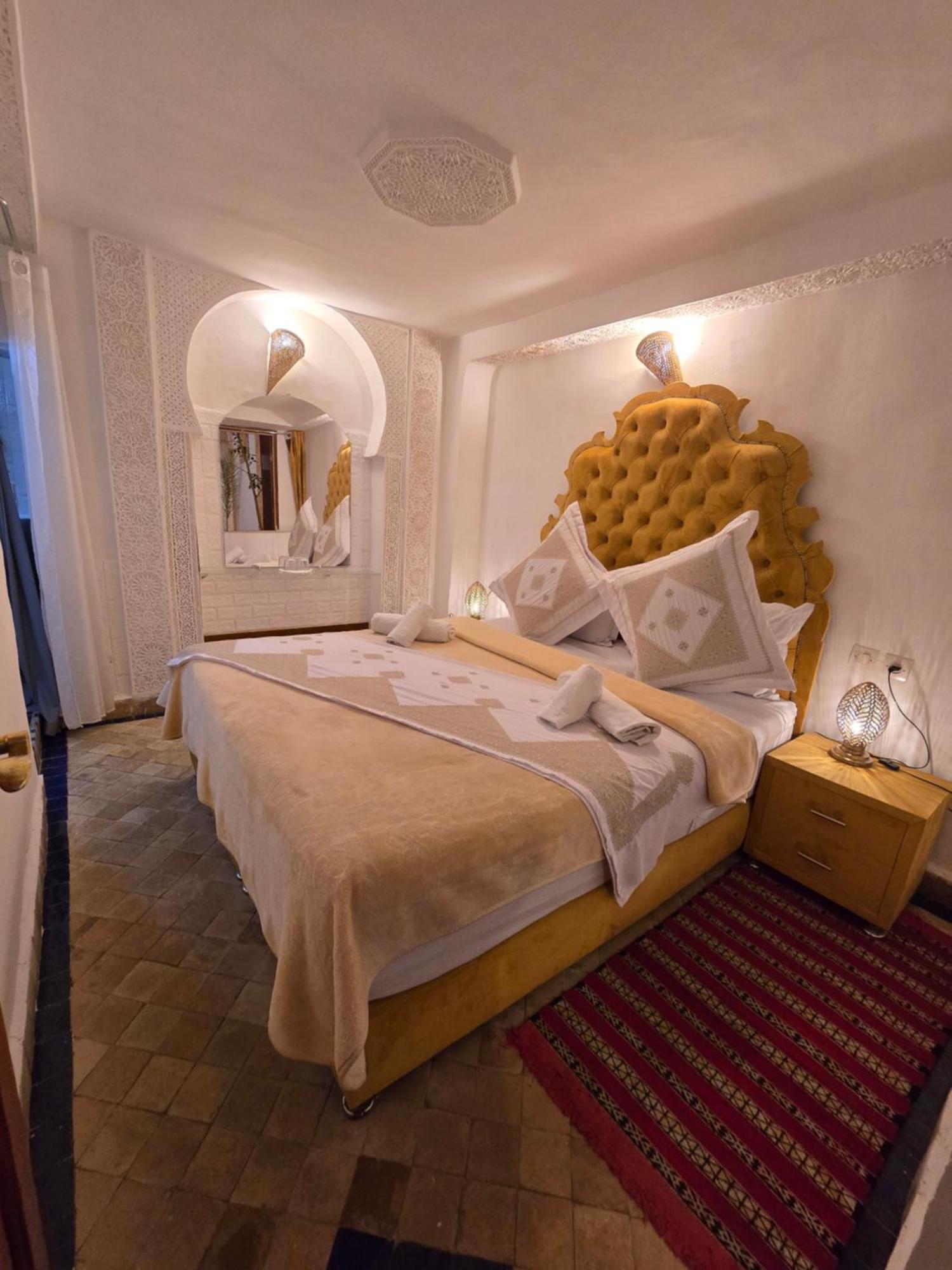 Bed and Breakfast Dar Khmissa Fès Exterior foto