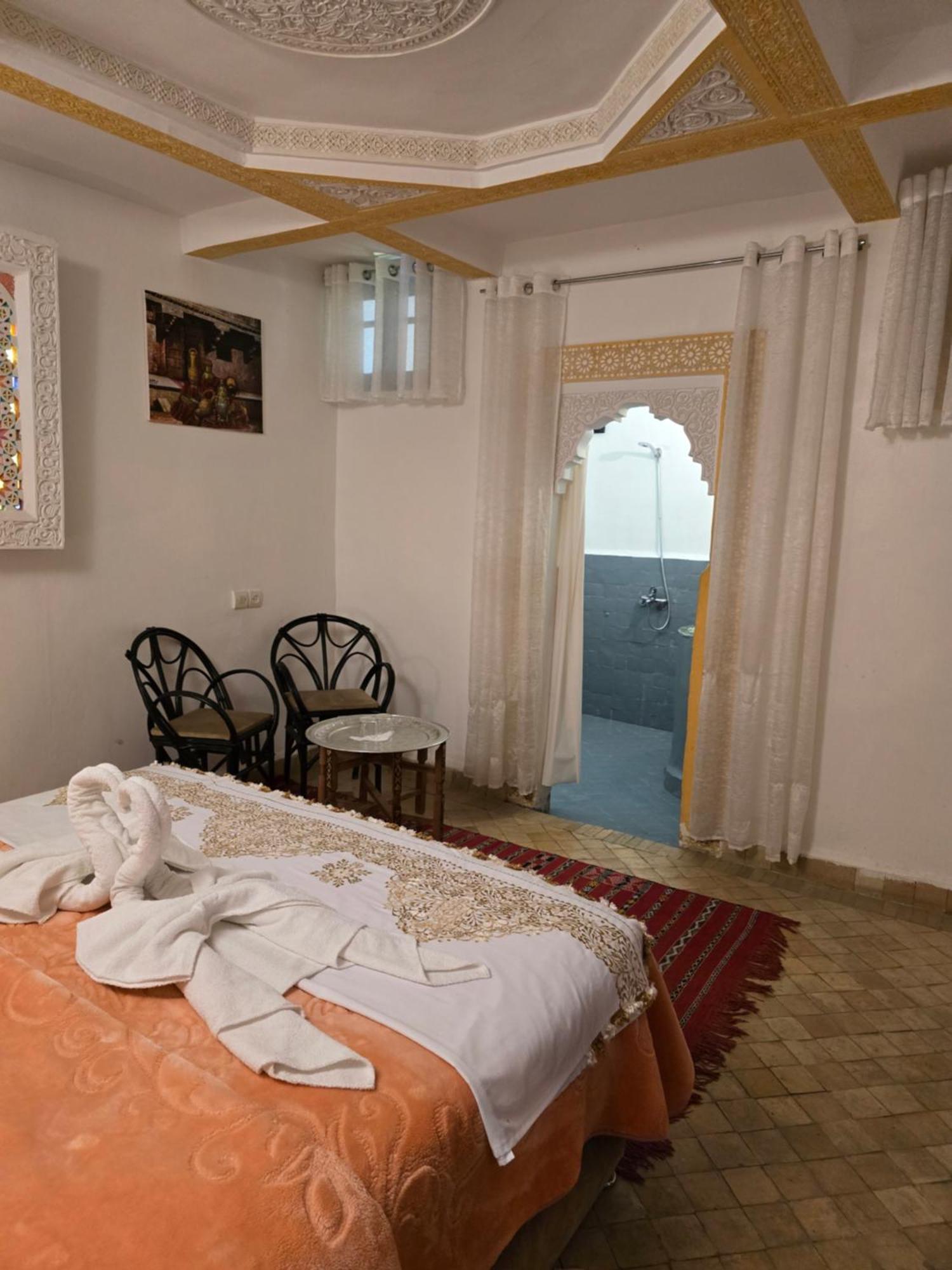 Bed and Breakfast Dar Khmissa Fès Exterior foto