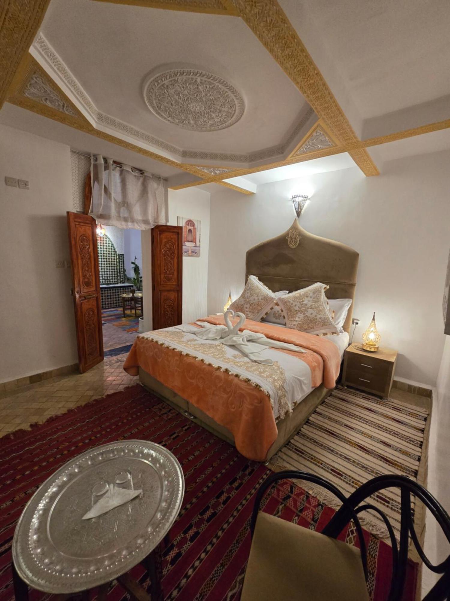 Bed and Breakfast Dar Khmissa Fès Exterior foto