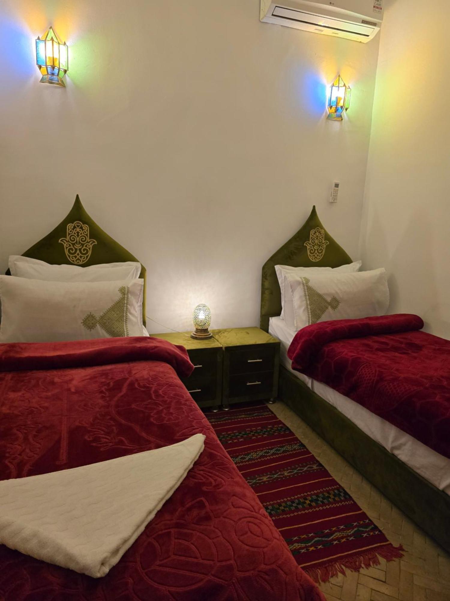 Bed and Breakfast Dar Khmissa Fès Exterior foto