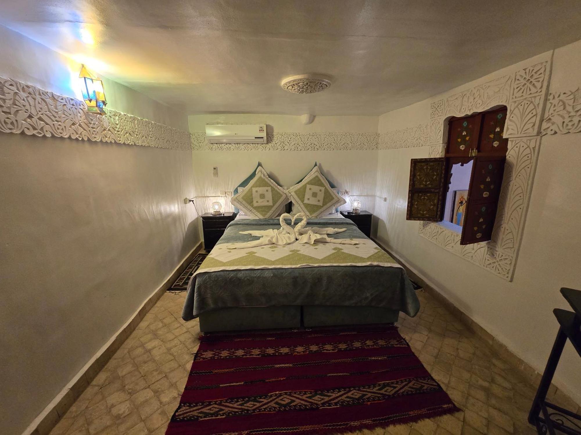 Bed and Breakfast Dar Khmissa Fès Exterior foto