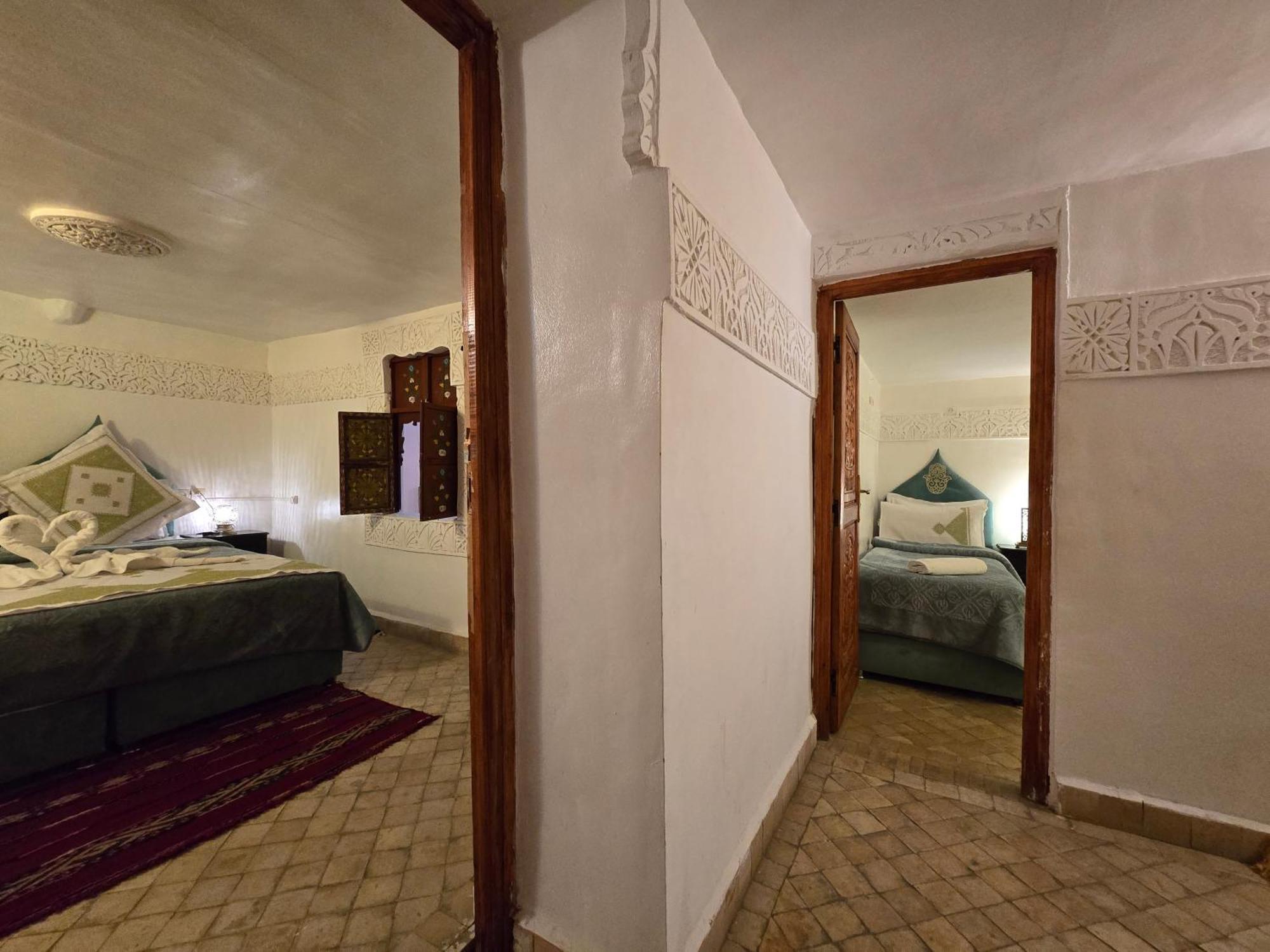 Bed and Breakfast Dar Khmissa Fès Exterior foto