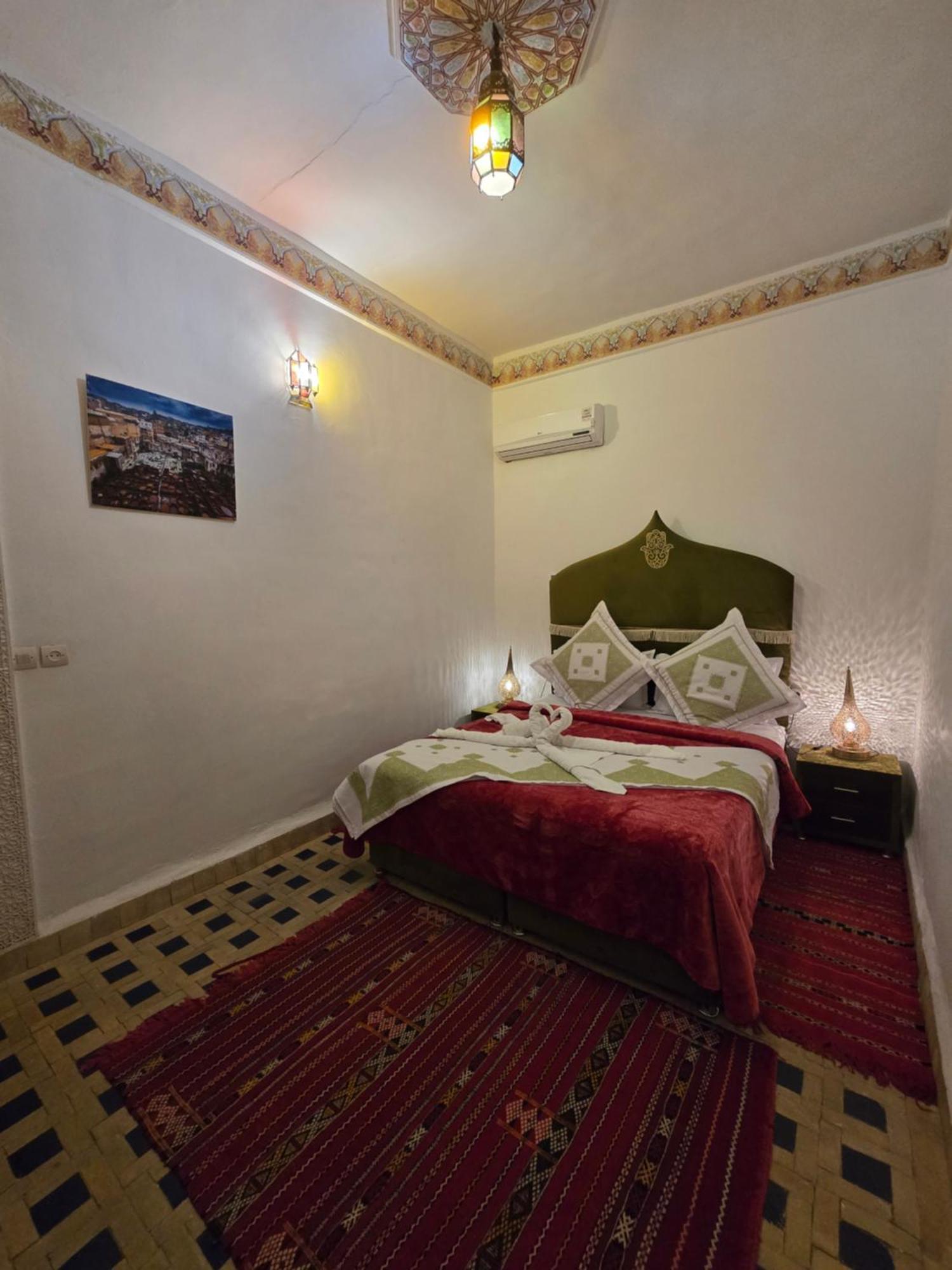 Bed and Breakfast Dar Khmissa Fès Exterior foto