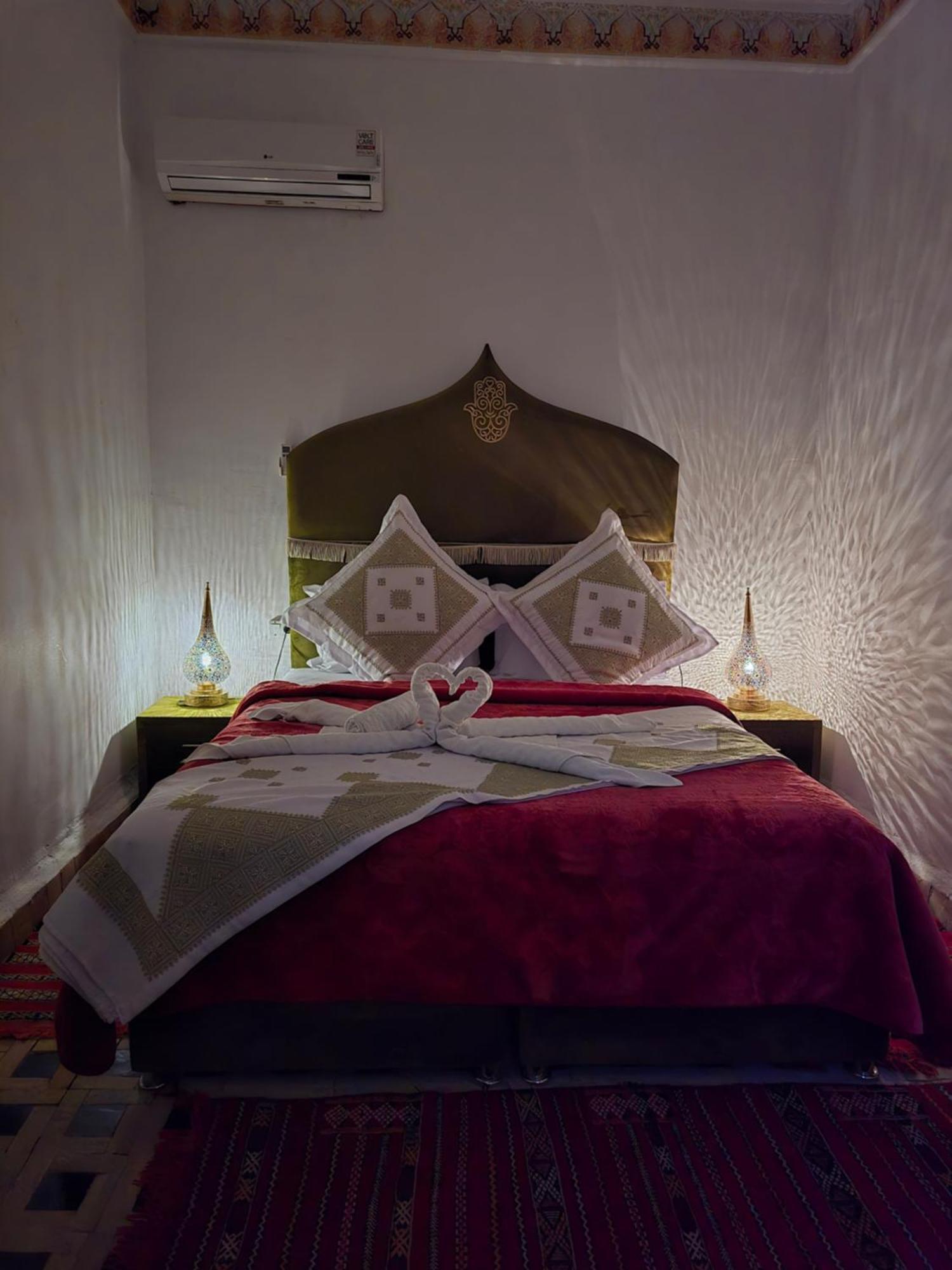 Bed and Breakfast Dar Khmissa Fès Exterior foto
