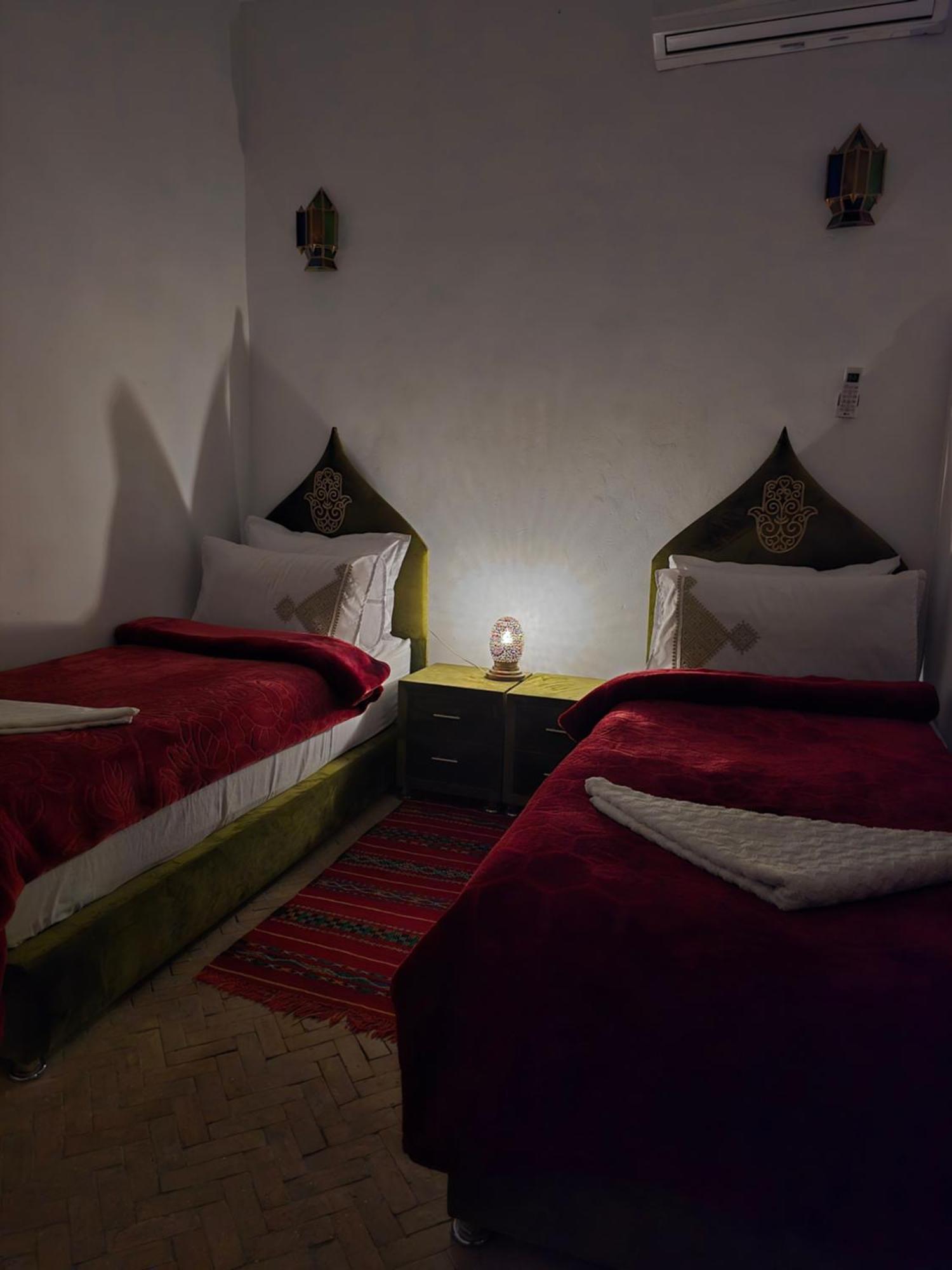 Bed and Breakfast Dar Khmissa Fès Exterior foto